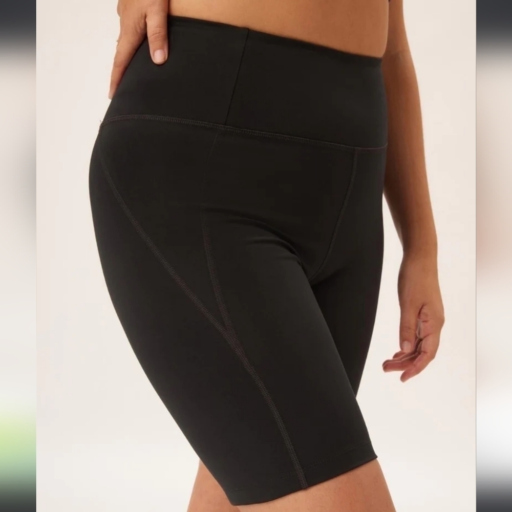 GIRLFRIEND Collective Women's High Rise Bike Shorts Workout Running Black XS